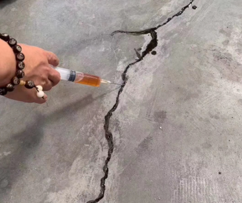谢通门混凝土裂缝修补技术详解​